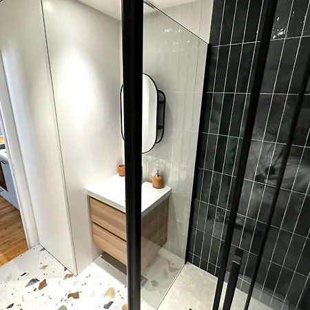 11e - Chez Romain *